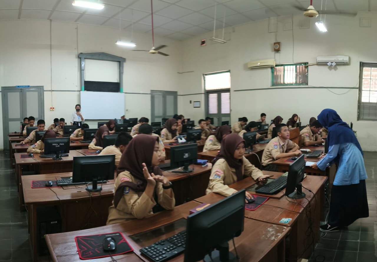 Asistensi Mengajar Praktikum